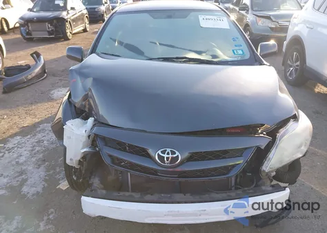 2011 Toyota Corolla Le z USA, uszkodzony, nr VIN JTDBU4EE4BJ089433